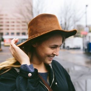 Minnetonka Genuine Leather Hat